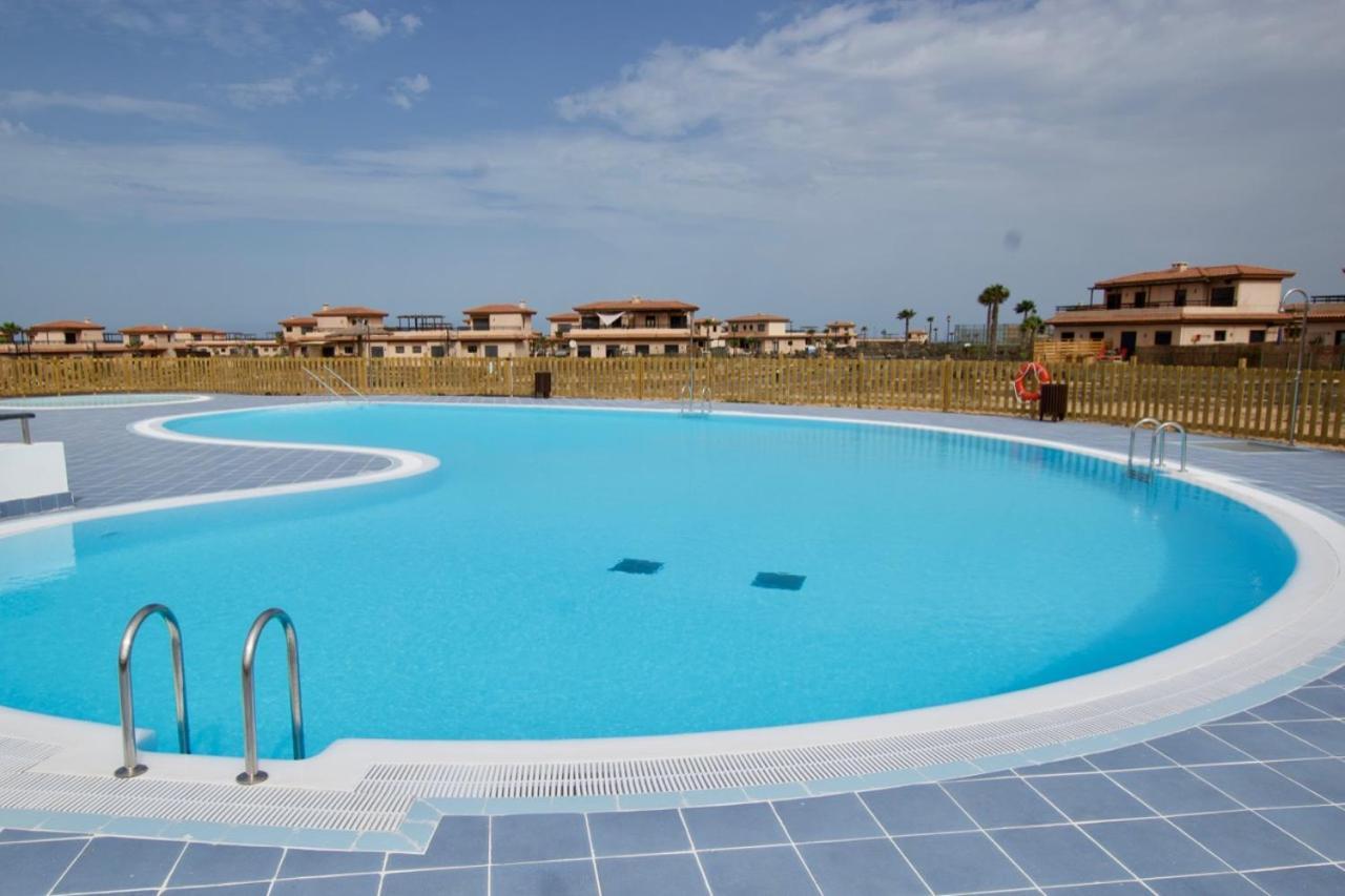 The Blue Torrent, Perfect For Relaxing Getaway Apartment ลาโอลีวา ภายนอก รูปภาพ