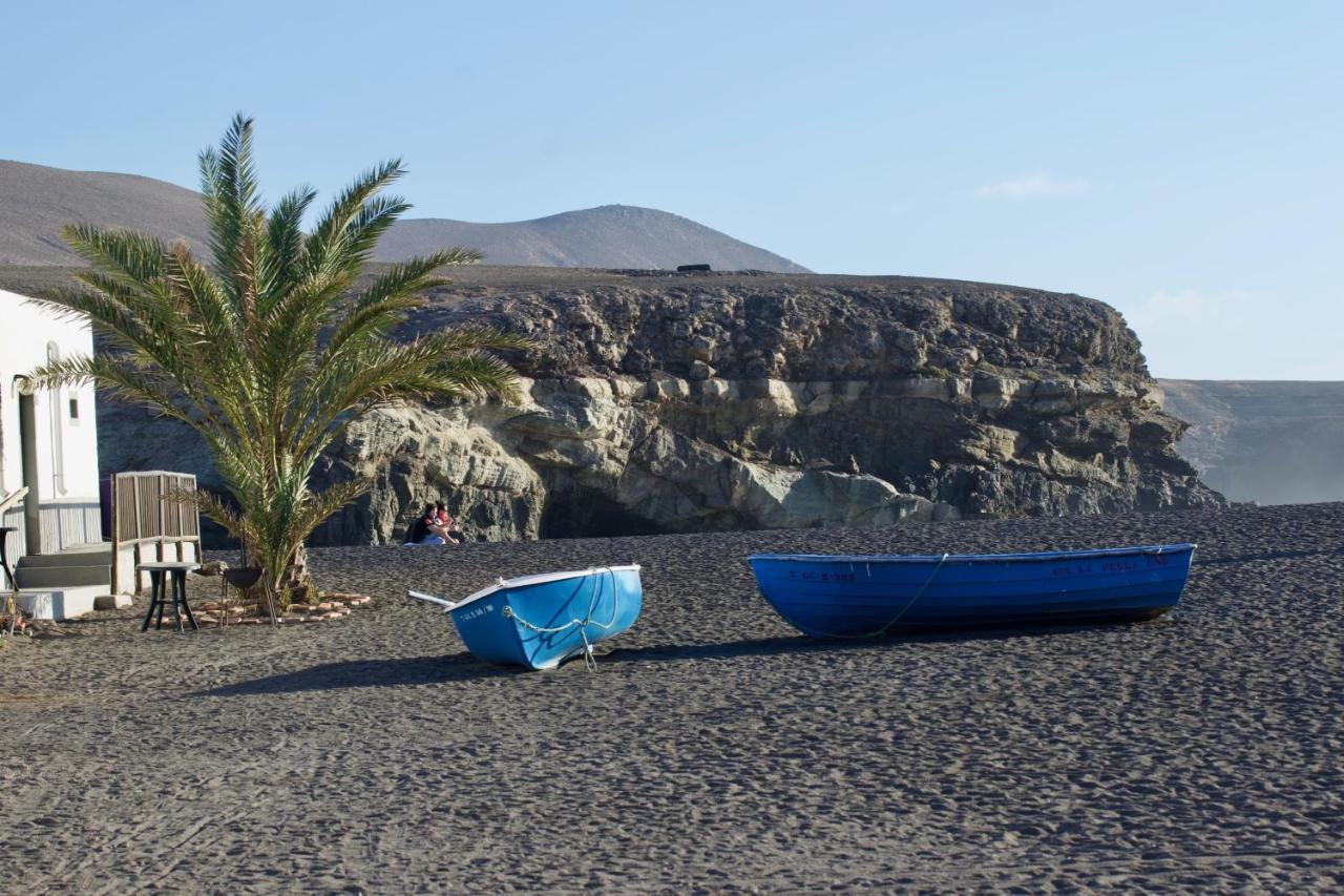 The Blue Torrent, Perfect For Relaxing Getaway Apartment ลาโอลีวา ภายนอก รูปภาพ